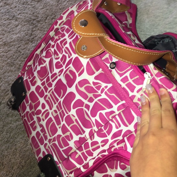 pink and white dejuno travel bag with wheels - Picture 7 of 12